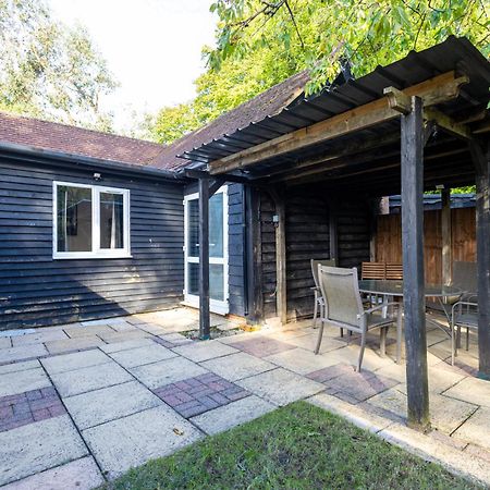 Charming Cottage I Harry Potter Studios Nearby Watford  Exterior photo